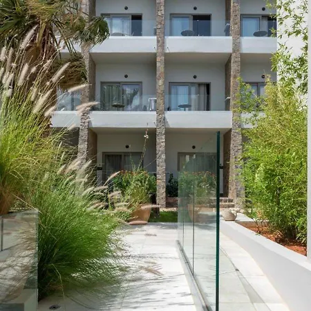 Orama Hotel 4*
